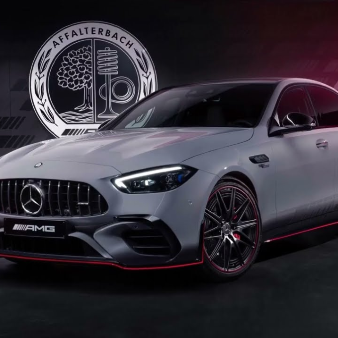 Mercedes-AMG GLB 35 4MATIC (V1)