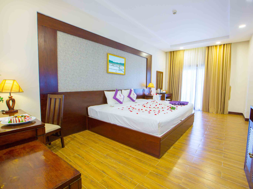 SUPERIOR GARDEN VIEW