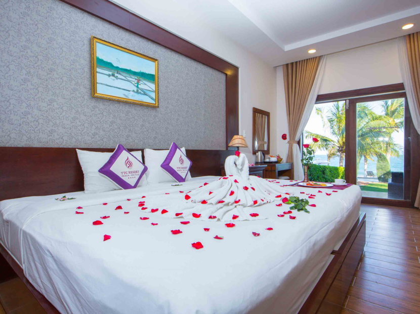 JUNIOR SUITE GARDEN VIEW