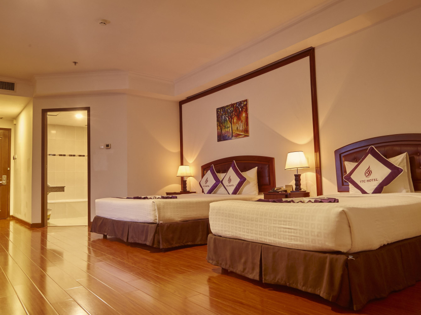 DELUXE OCEAN VIEW TRIPLE