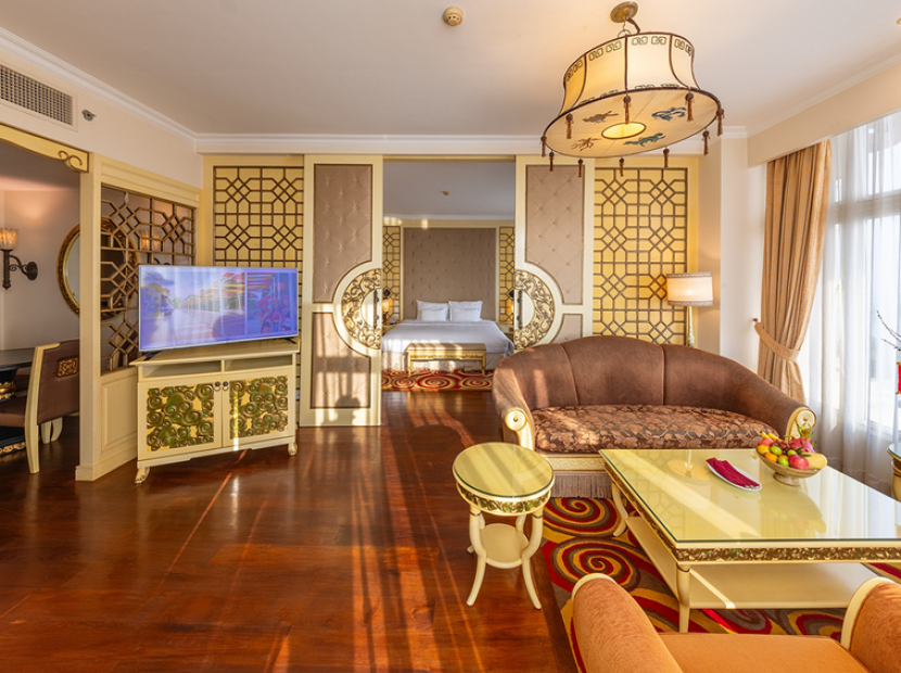 SENIOR SUITE RIVER VIEW