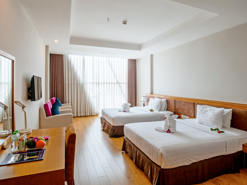 PREMIUM DELUXE CITY VIEW TWIN / KING